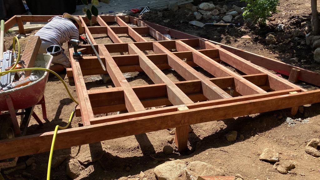 deck builders in Kenmore